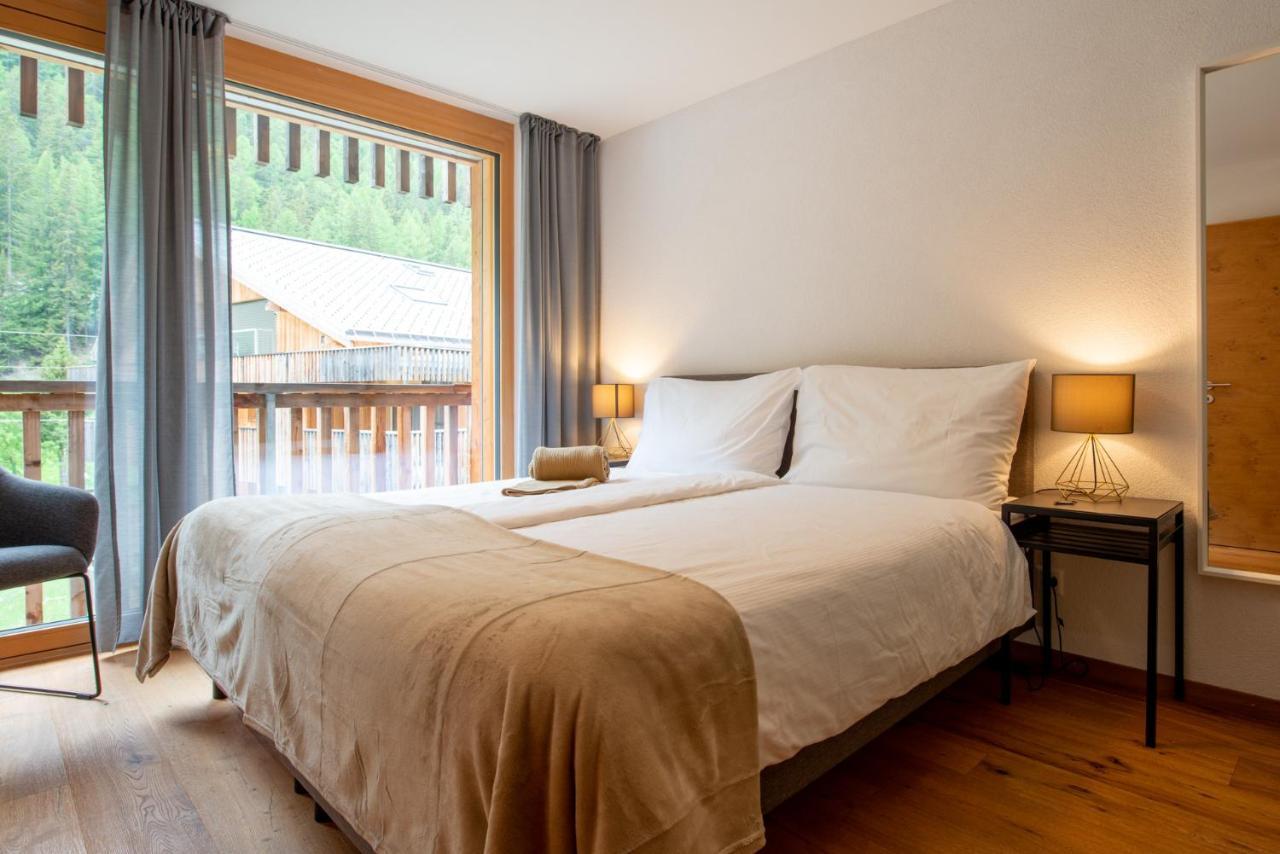 Montela Hotel & Resort - Suiten Saas-Grund Bagian luar foto